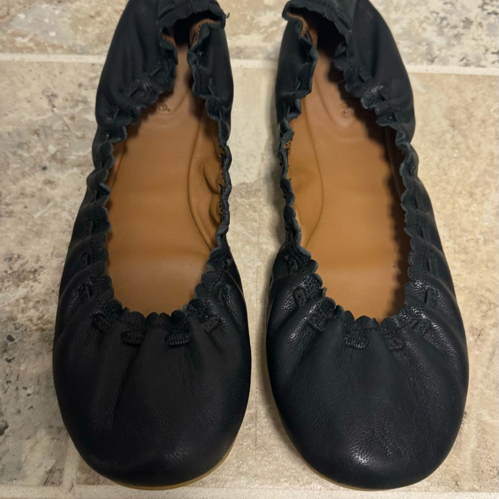 NWT See by Chloé Leather Scalloped Trim Ballet Flat Shoes Sz 39 / 9 Black